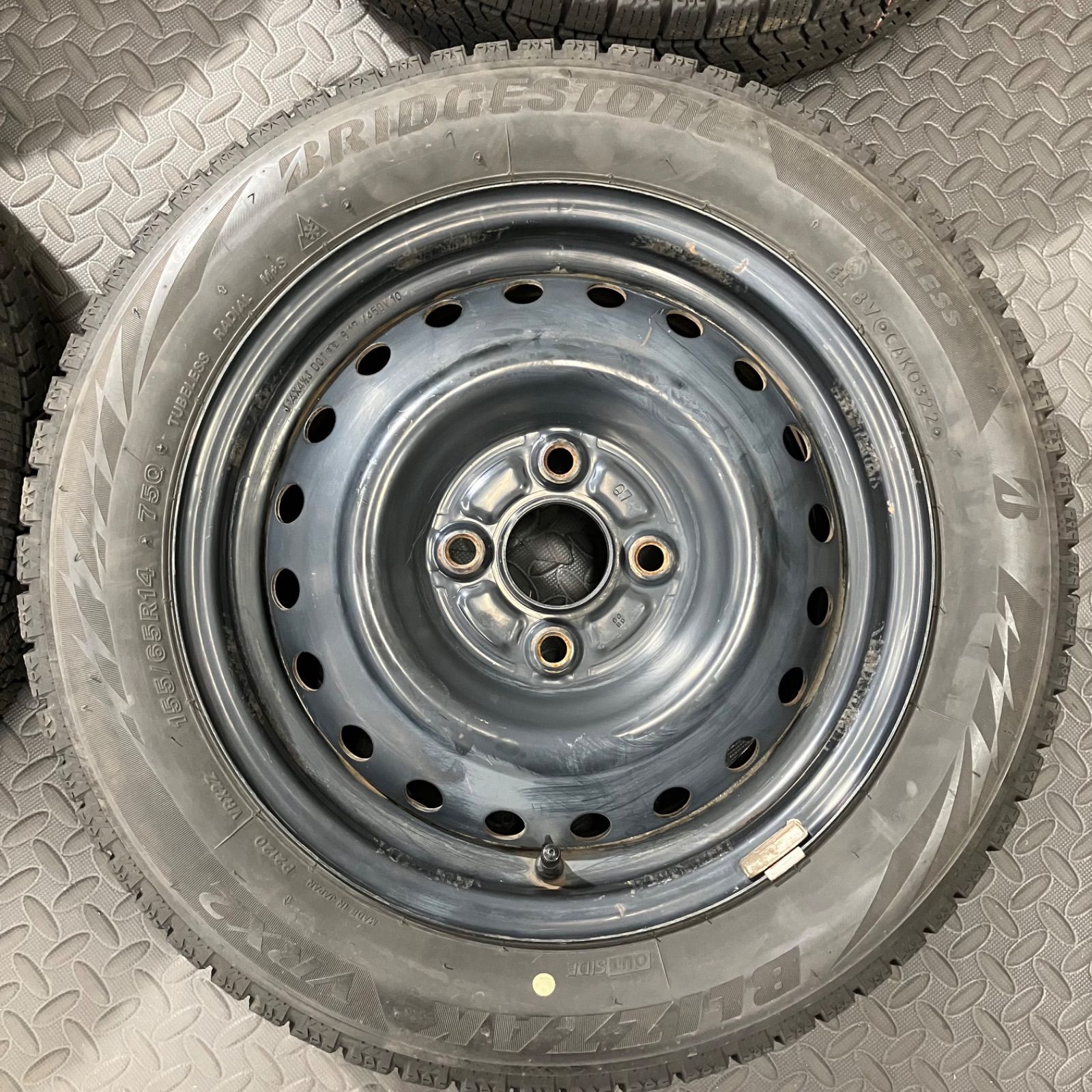 スタッドレスタイヤ 1254