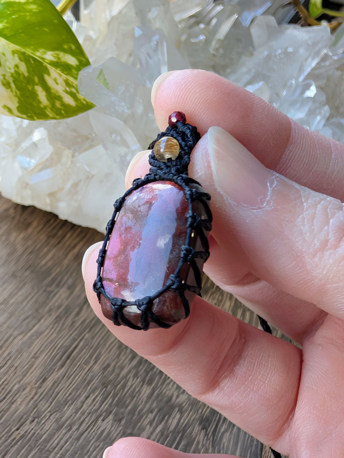 474 マクラメネックレス