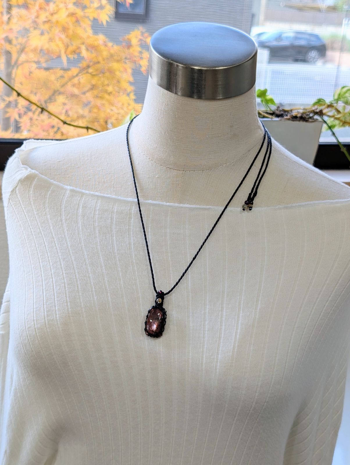  パープルヘイズサンストーン マクラメ編みネックレス 474 マクラメネックレス ネックレス ペンダント アクセサリー