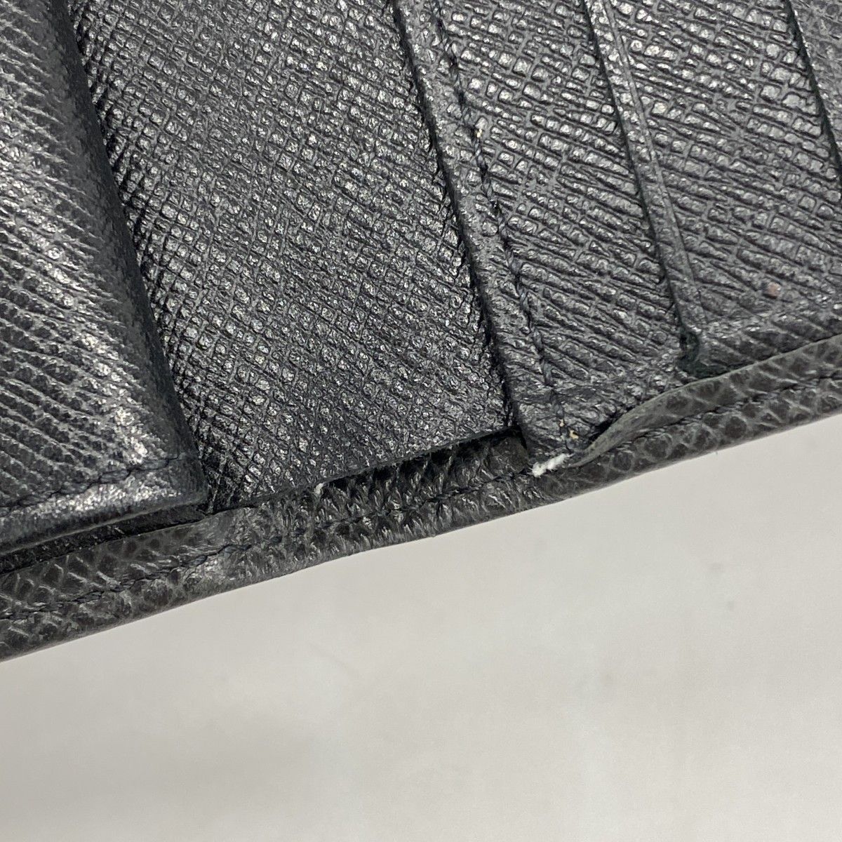 ☆SALE【5oc2620】ルイヴィトン 財布 タイガ ポルトビエ3カルト