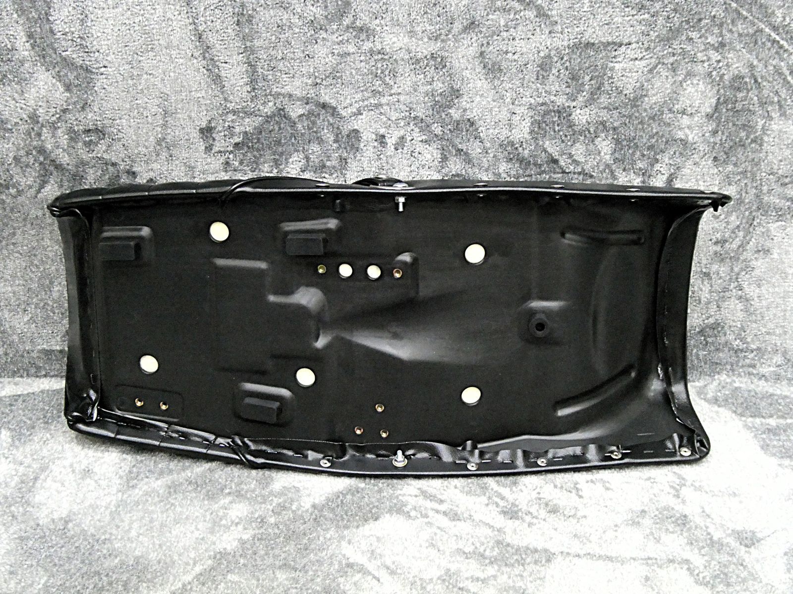 Z1000MK2 鋲打ち 黒皮 タックロールシート/ブラックZ750FX-1黒 あんこ