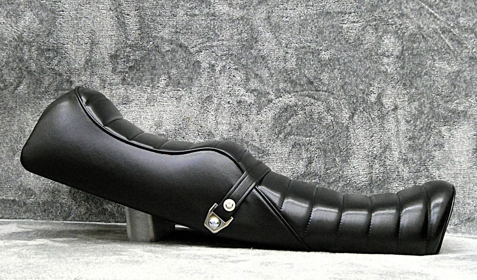 Z1000MK2 黒皮 タックロールシート /ブラックZ750FX-1黒 あんこ抜き