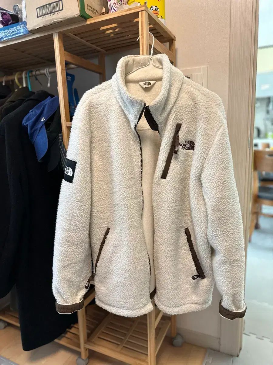 ロッキーモンロー THE NORTH FACE ホワイトレーベル ボアジャケット 