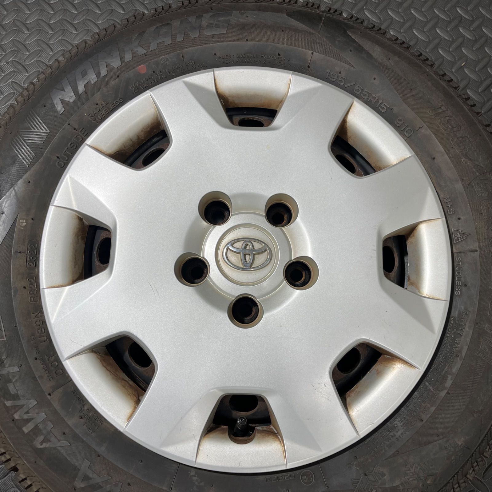 22年製 195 65 R 15 ナンカン アイスアクティバAW 1 トヨタ ノア ヴォクシー 60系 70系 80系スタッドレス 1255 Y