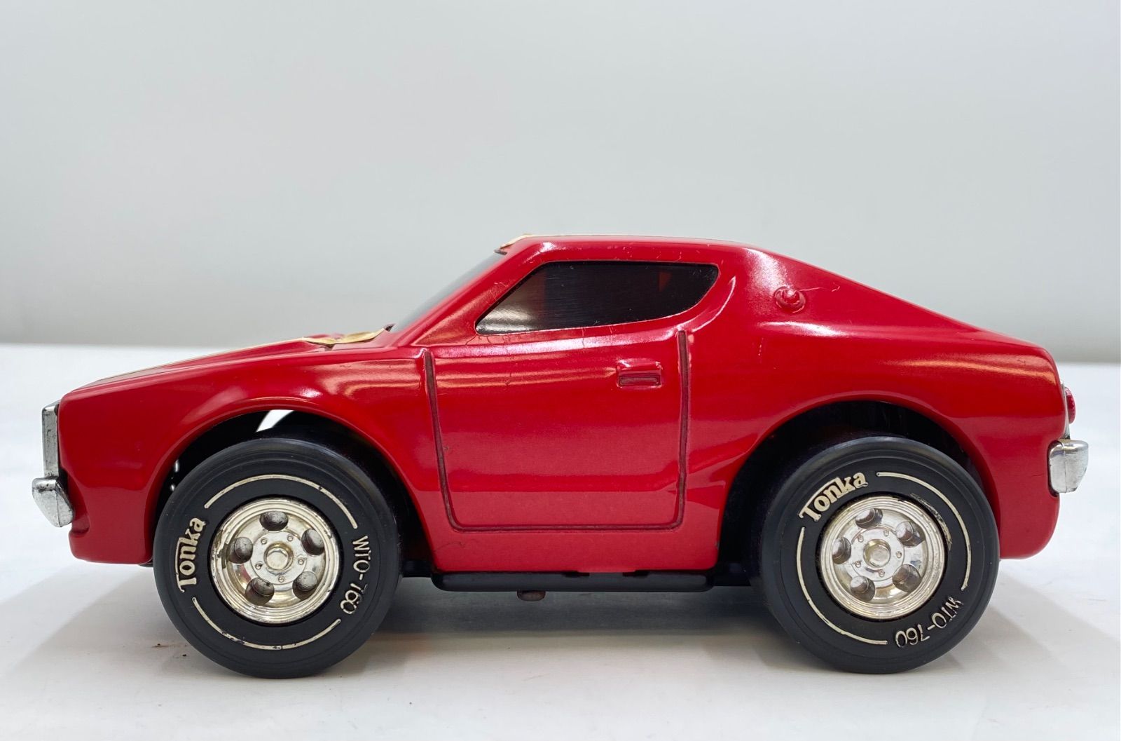 tonka 工場 スカイライン 2000 GTX ブリキ ミニカー tonka 日本製