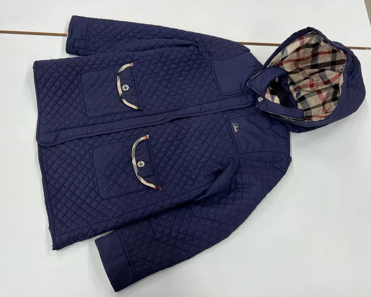 Ado よだか ファッショナブル トラックジャケット XL 大 新品 東京