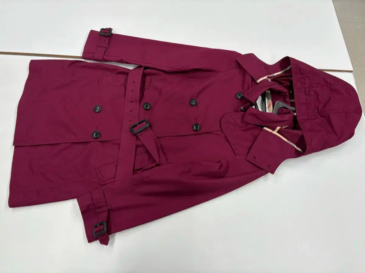 バーバリー 10Y フード ウィンドブレーカー キッズ