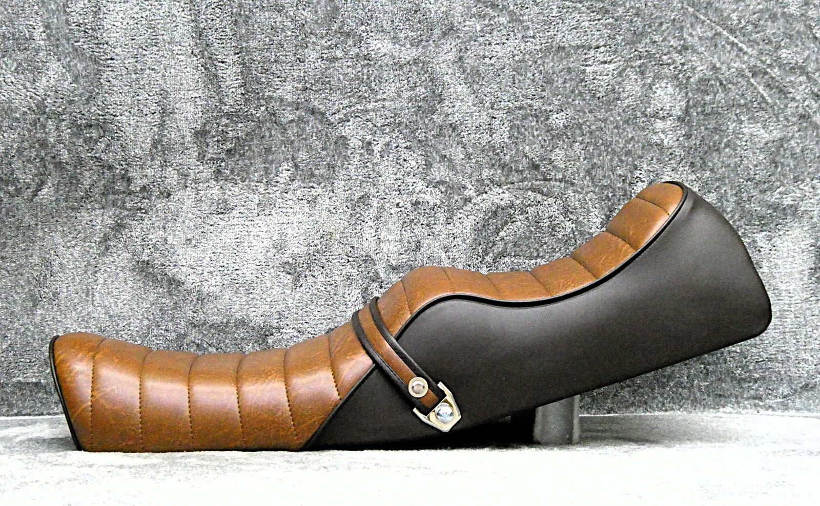 Z1000MK2 茶ツートン タックロールシート/ブラウンZ750FX-1 あんこ抜き