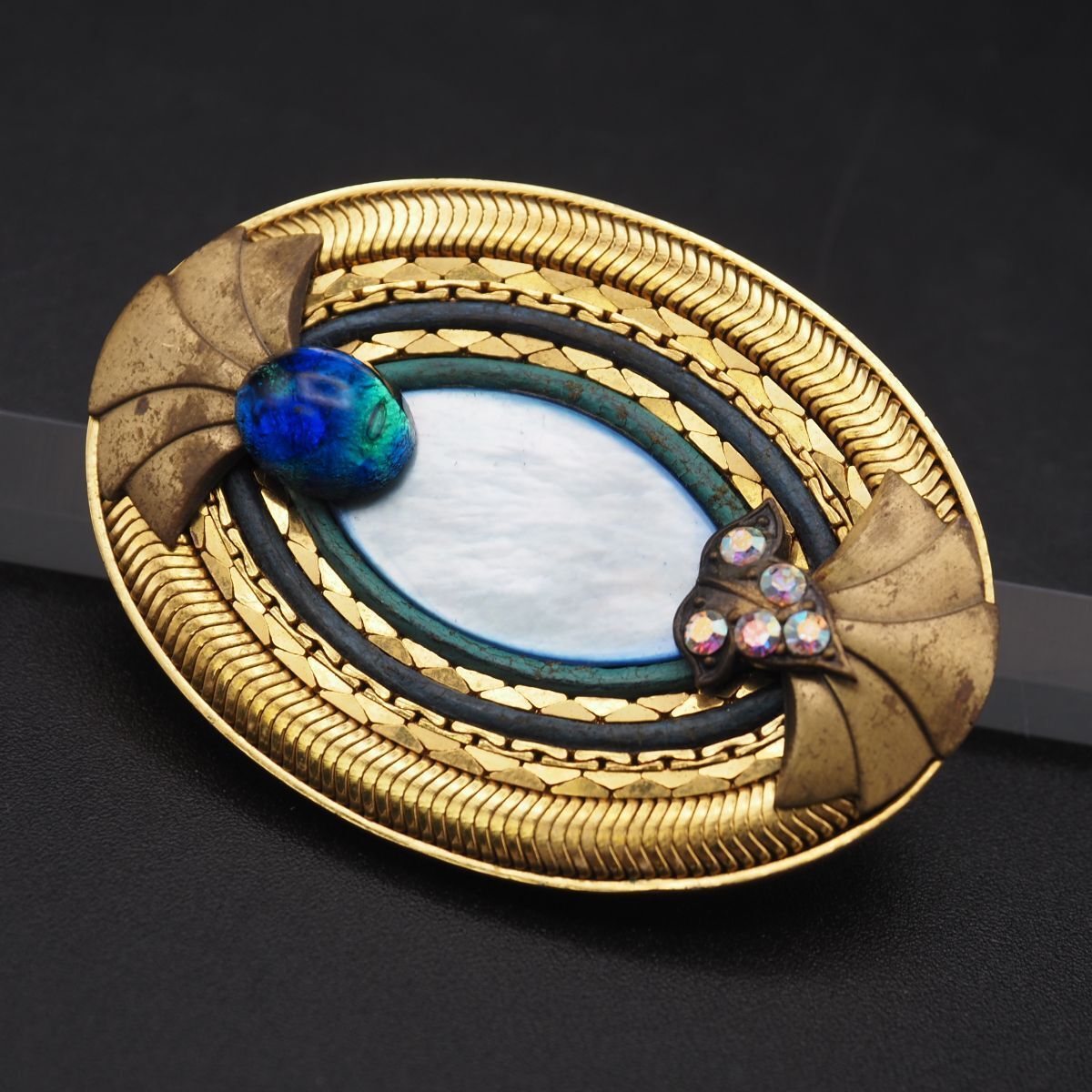 J 224 MARENA マレナ hand made in W.Germany刻印 ブローチ シェル カラーガラス ゴールド デザイン コスチュームジュエリー 西ドイツ製