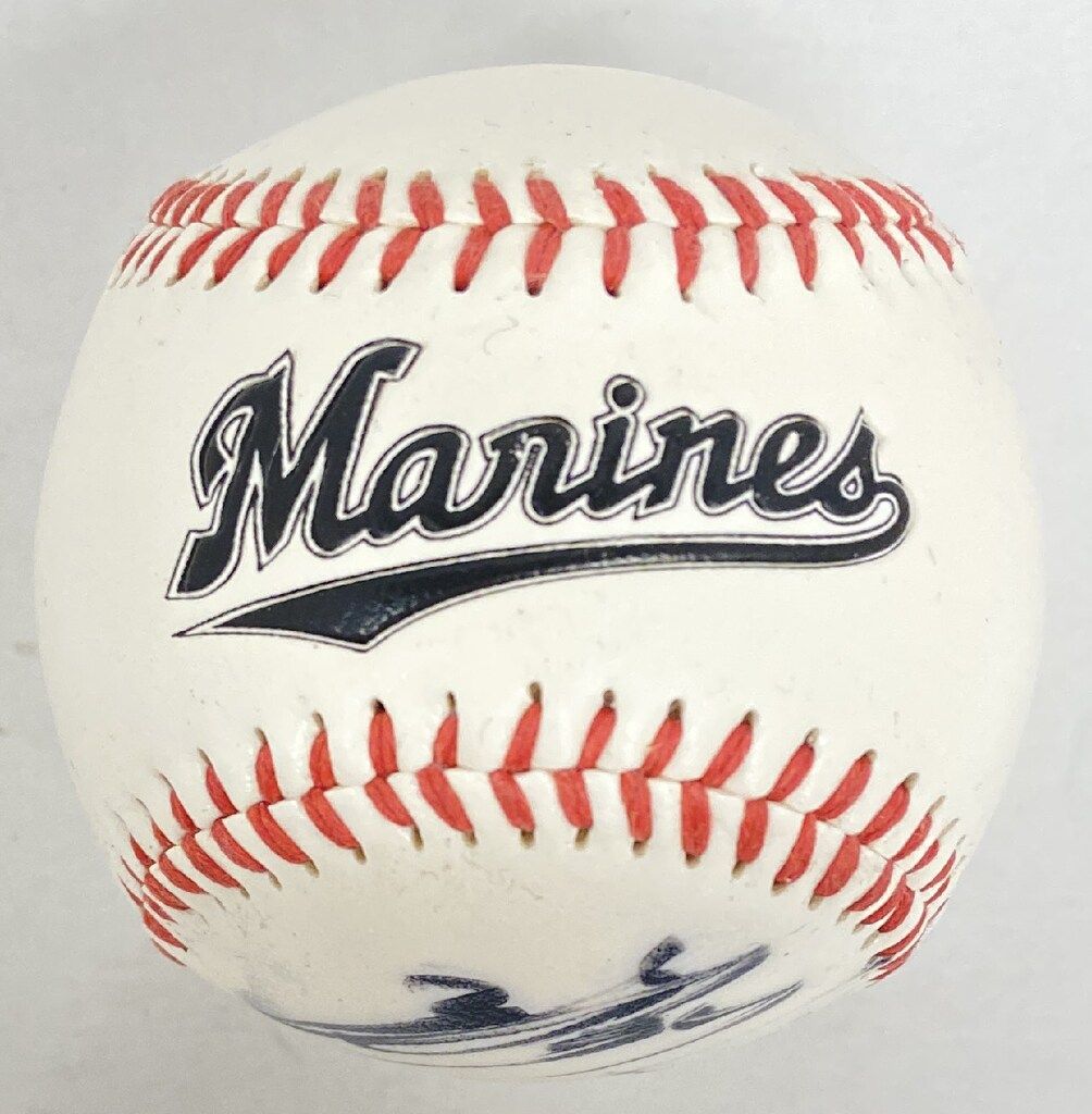 千葉ロッテマリーンズ 涌井秀章 直筆サインボール - メルカリ