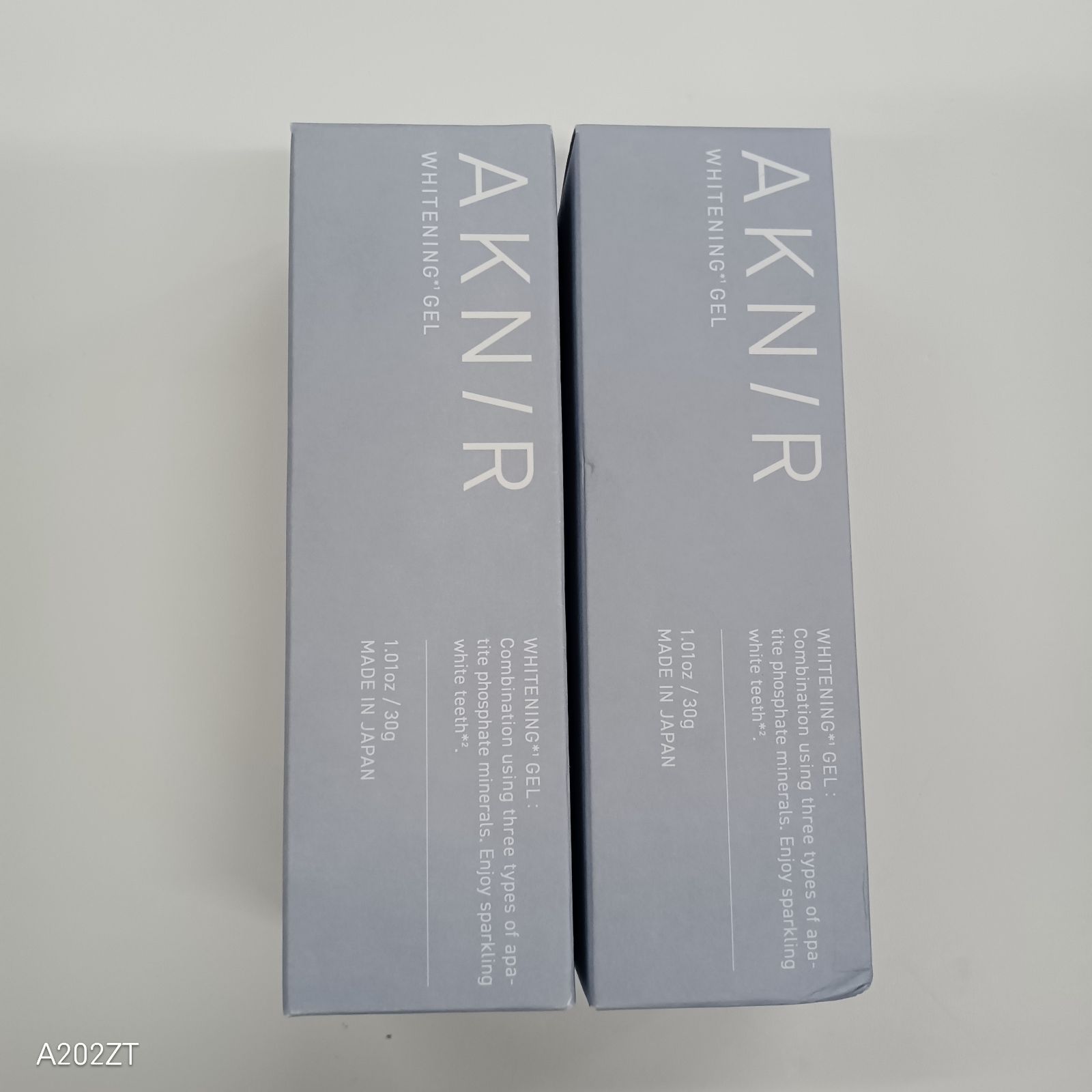 J 1088 AKNIR アクニー スペシャルカラージェル トゥースジェル 歯みがき 30 g 計2点セット