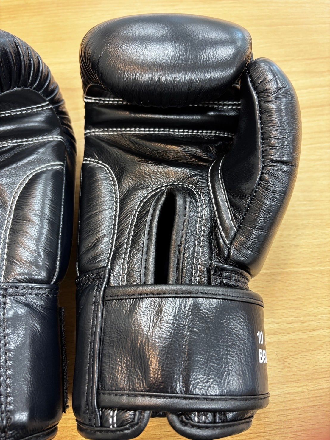 GO153 WINDY ボクシンググローブ 10オンス - メルカリ