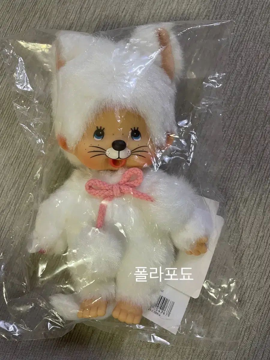 未開封 白 猫 モンチッチ ぬいぐるみ - メルカリ