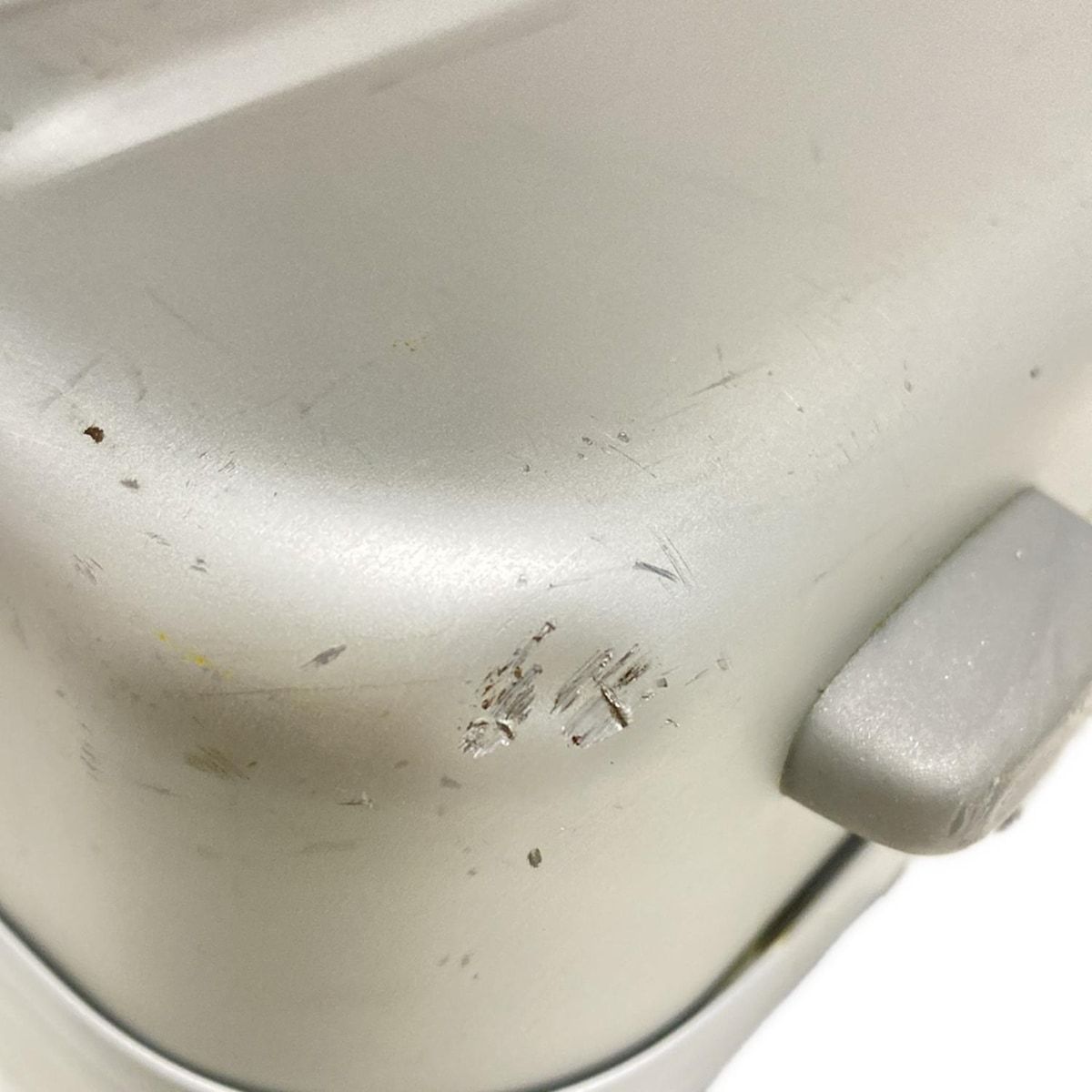 ZERO ゼロハリバートン アタッシュケース - シルバー ロックナンバー 133 |本体ロックあり 春コーデ ビジネスバッグ 