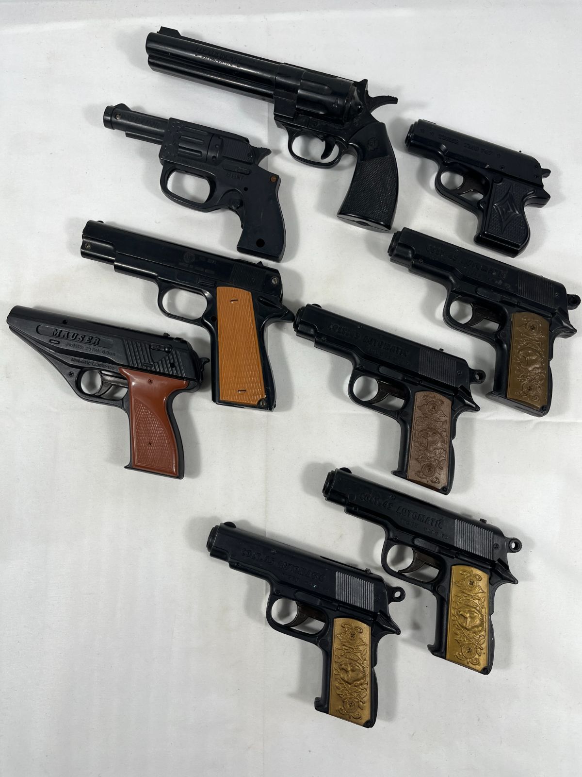 ジャンク品　トイガン　9点セット　おもちゃ　BB弾　銀玉鉄砲　銀玉　鉄砲　銃　拳銃　玩具　コスプレ　子供　キッズ　コレクション　昭和レトロ　昭和　レトロ