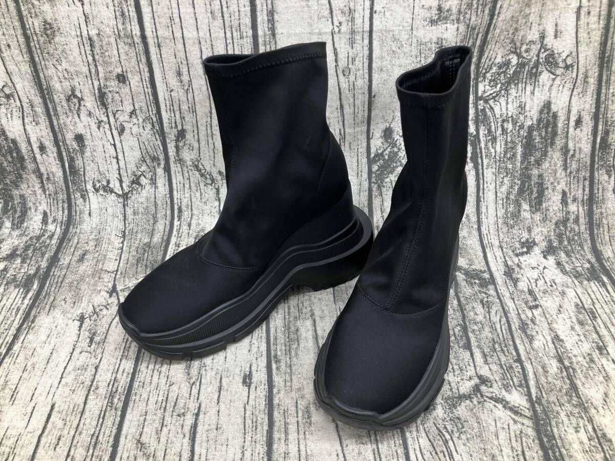 YELLO ショートブーツ Lサイズ ブラック