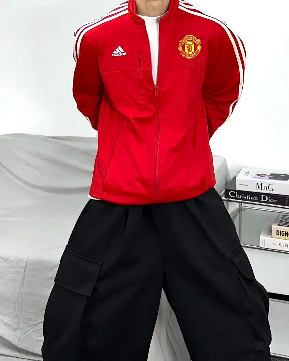 マンチェスター・ユナイテッド レッドジャージ アディダス マンチェスター ユナイテッド ジャージ トラックジャージ M