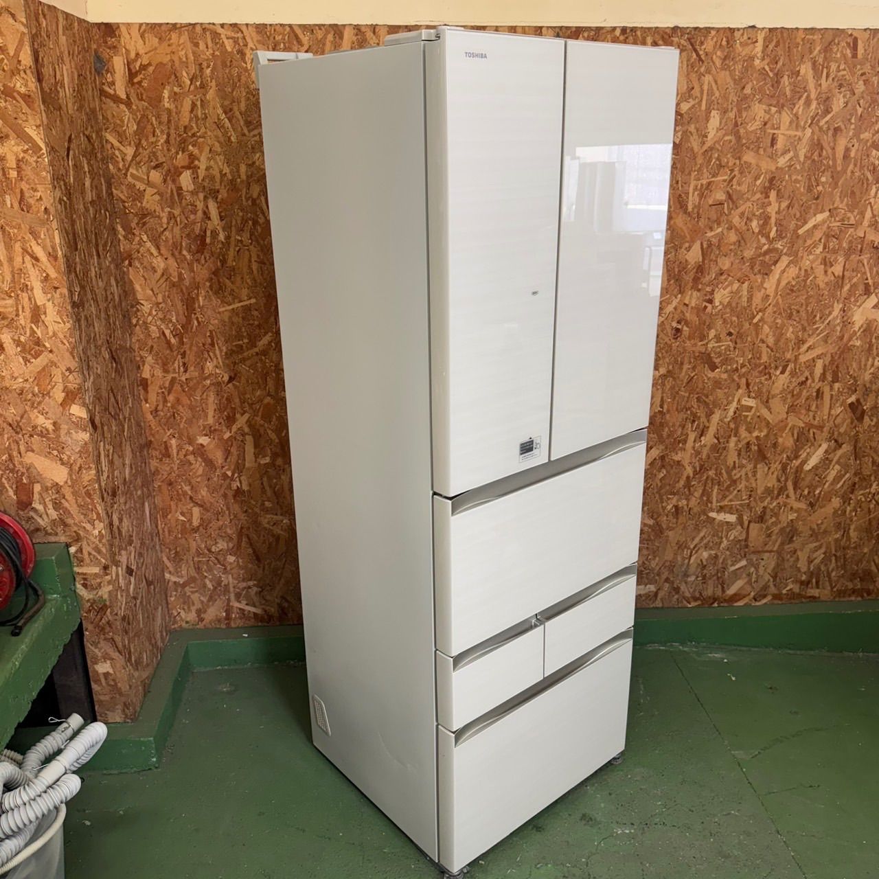 311 TOSHIBA 大型冷蔵庫 462L 400L強 観音開き 自動製氷 ガラスパネル