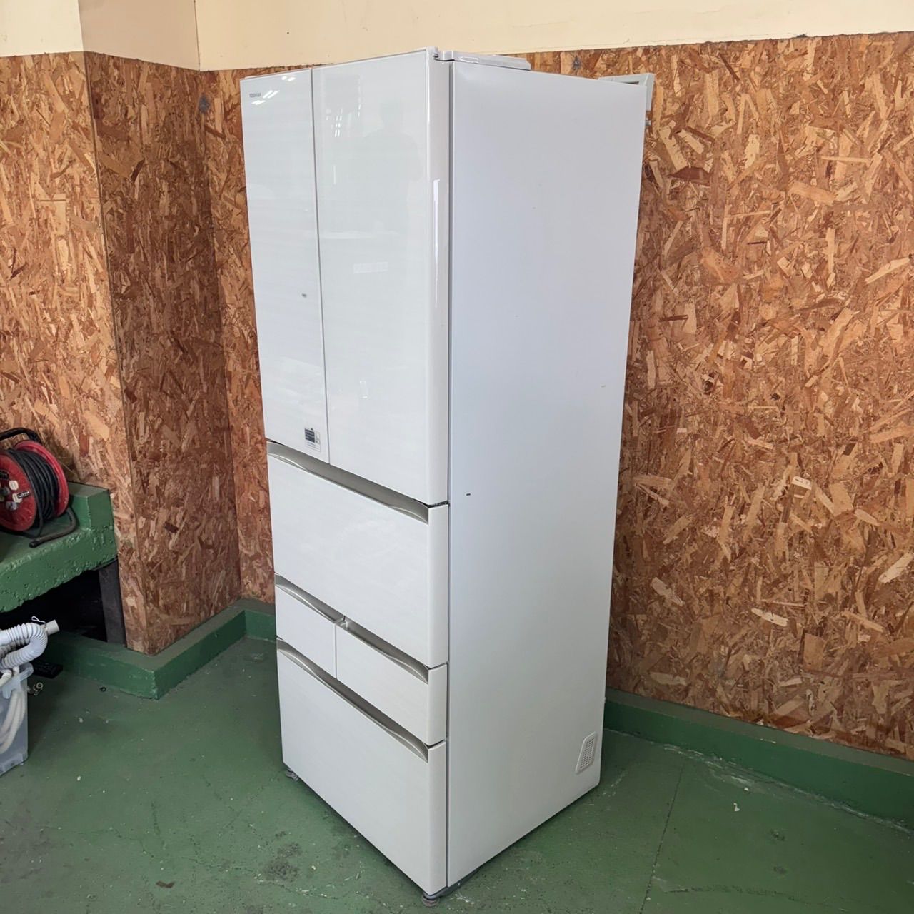 311 TOSHIBA 大型冷蔵庫 462L 400L強 観音開き 自動製氷 ガラスパネル