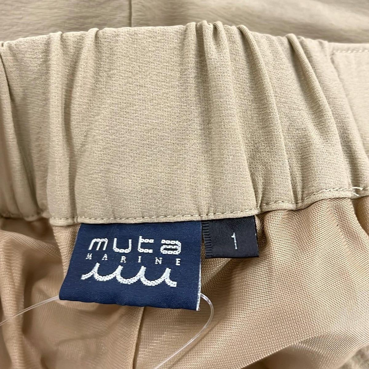 ショートパンツ