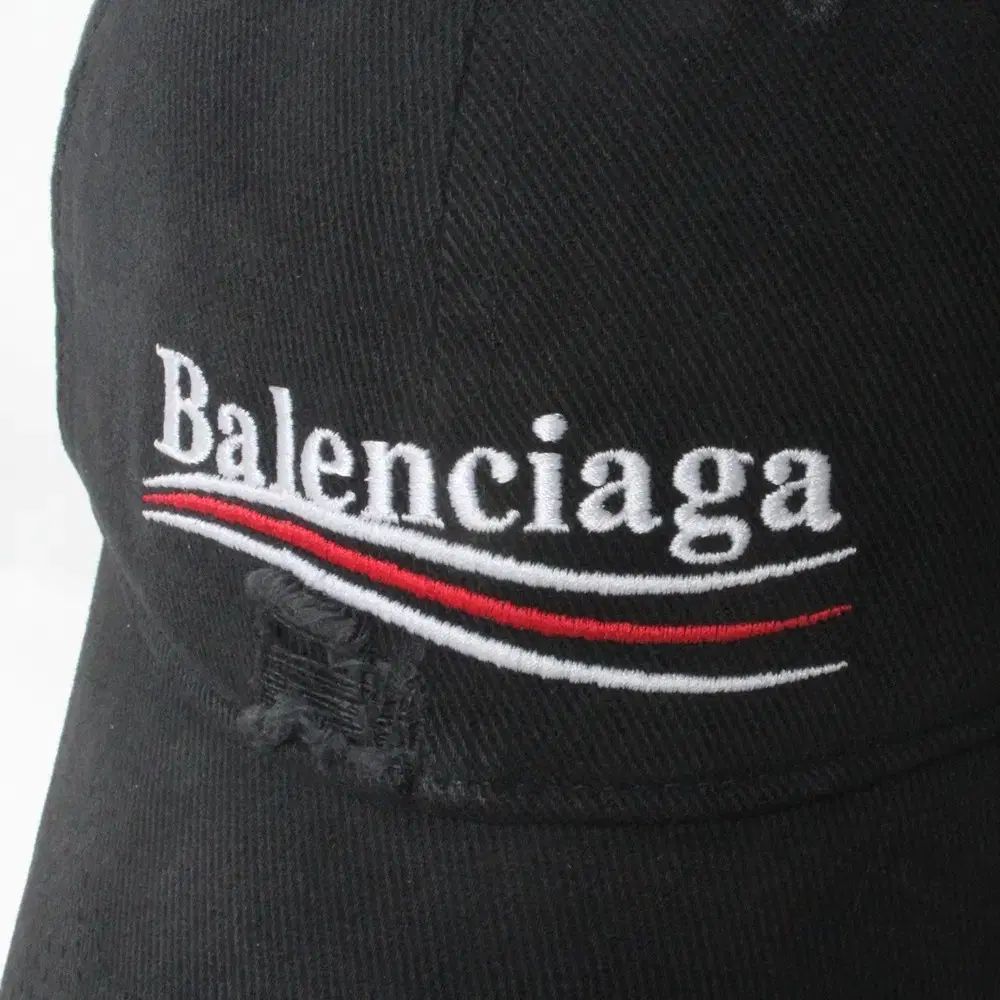 バレンシアガ ヴィンテージ ウェーブロゴ ベースボールキャップ