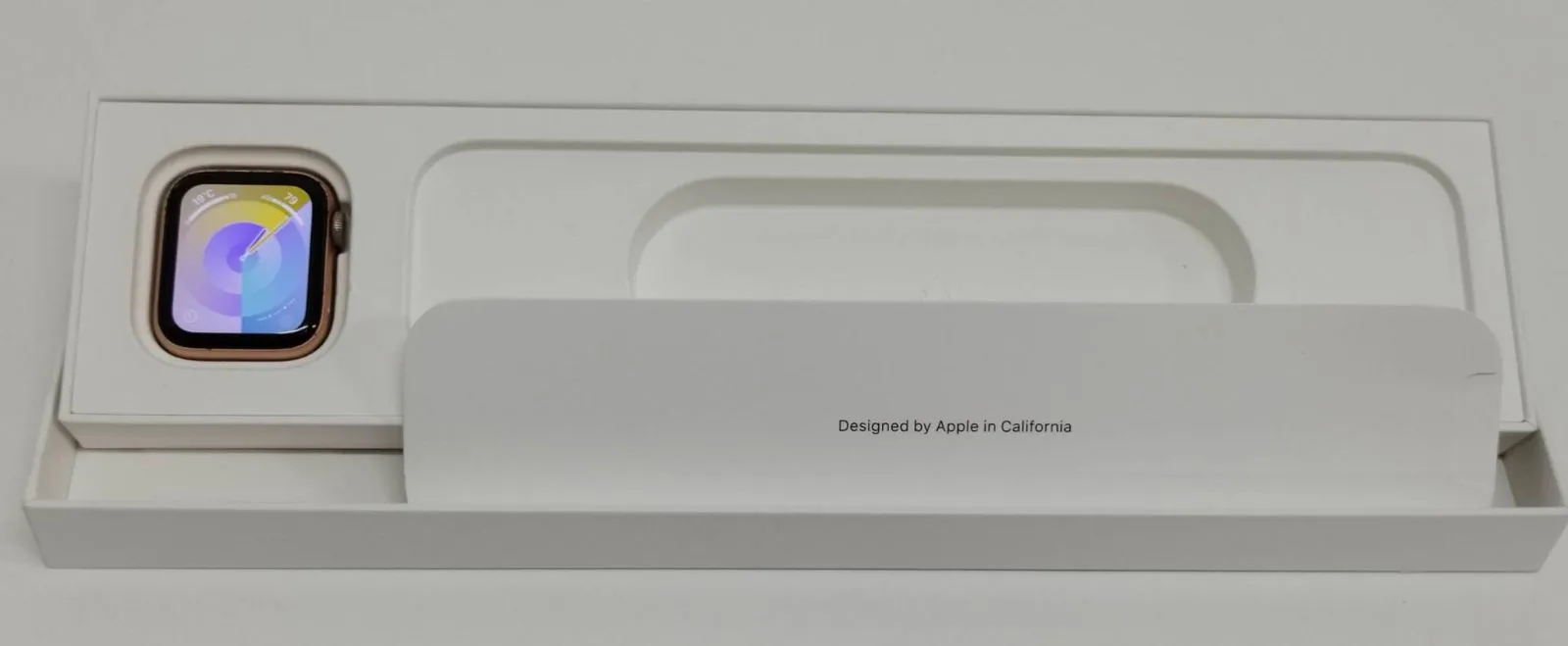 Apple Watch SE 第1世代/GPS/40mm/A2351/ゴールド〈MKQ03J/A〉 (6 