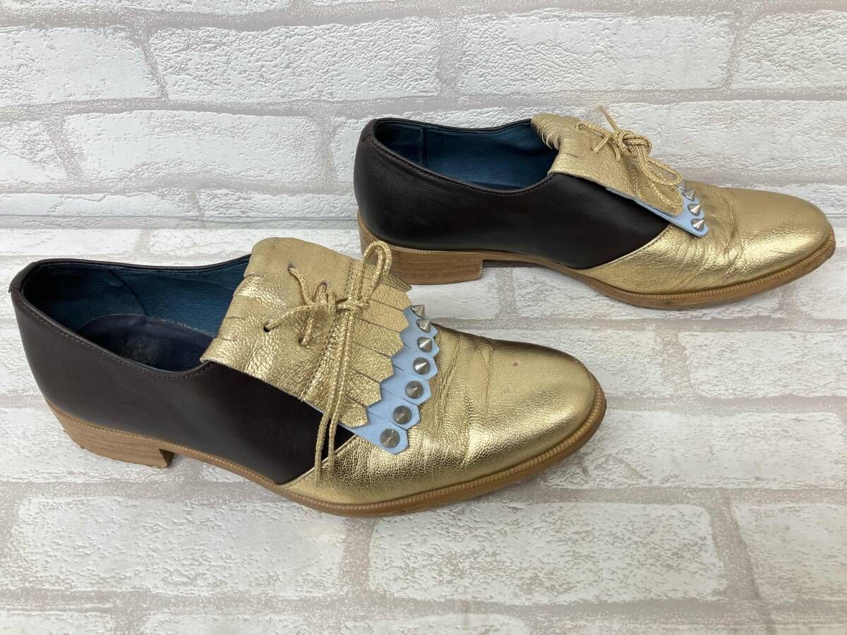 フリンジ スタッズ