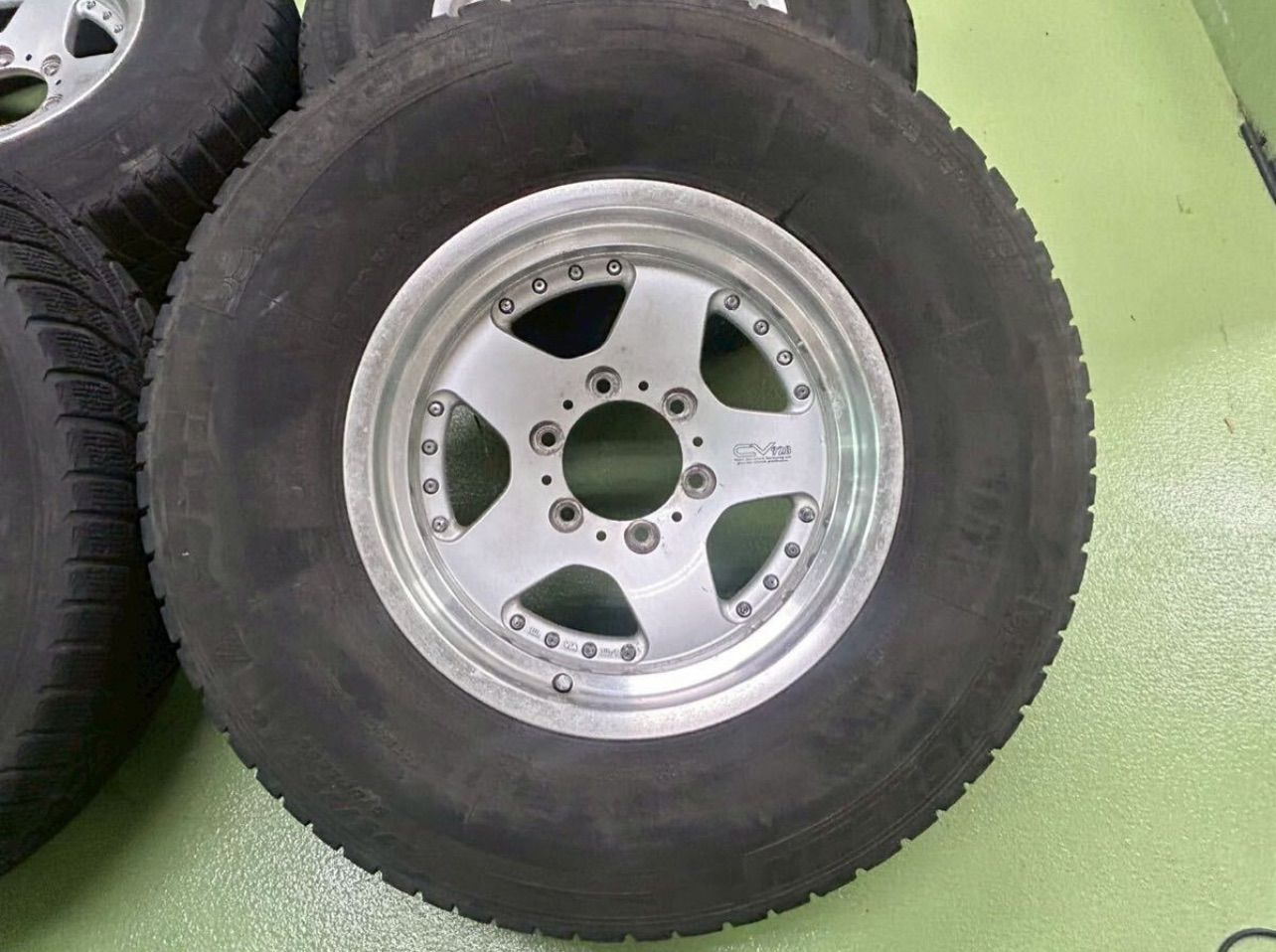  257 160 07 CV 928 16インチ 8 J 10 PCD 139 7 6 H 275 70 R 16 ミシュラン X ICE ランクル プラド FJクルーザー ハイラックス 16インチ タイヤ ホイールセット