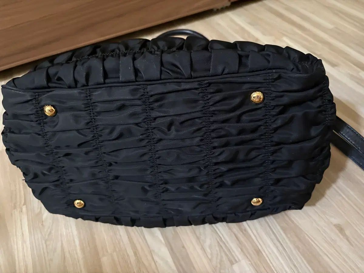 プラダ ゴーフレ バッグ ツーウェイ