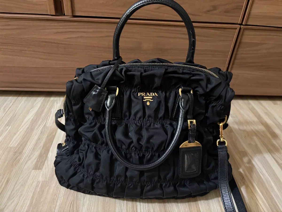 プラダ ゴーフレ バッグ ツーウェイ