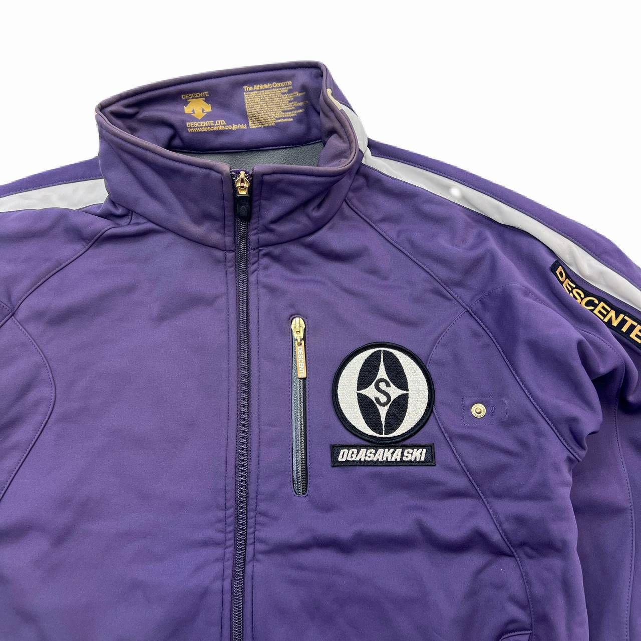 デサントDESCENTEオガサカチーム選手用ウェアL中古 オガサカチーム デサントジャージ上下セット XL（O）黒 年末値下げ