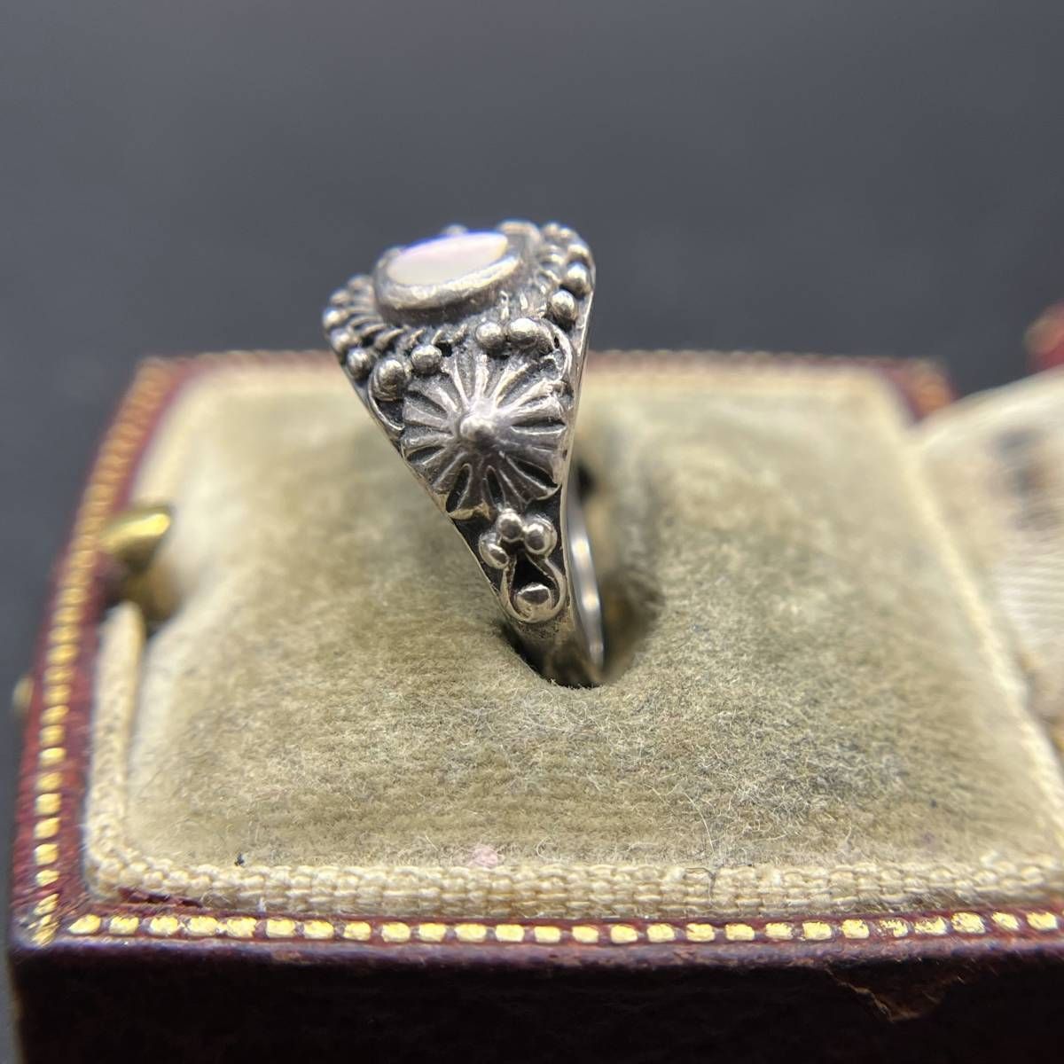 マザーオブパール 花 ドット 装飾 925 シルバー ヴィンテージ リング