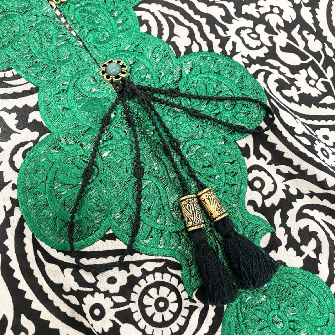 44k28 TOKUKO 1er VOL トクコプルミエヴォル ポンチョ 伸縮ストレッチ