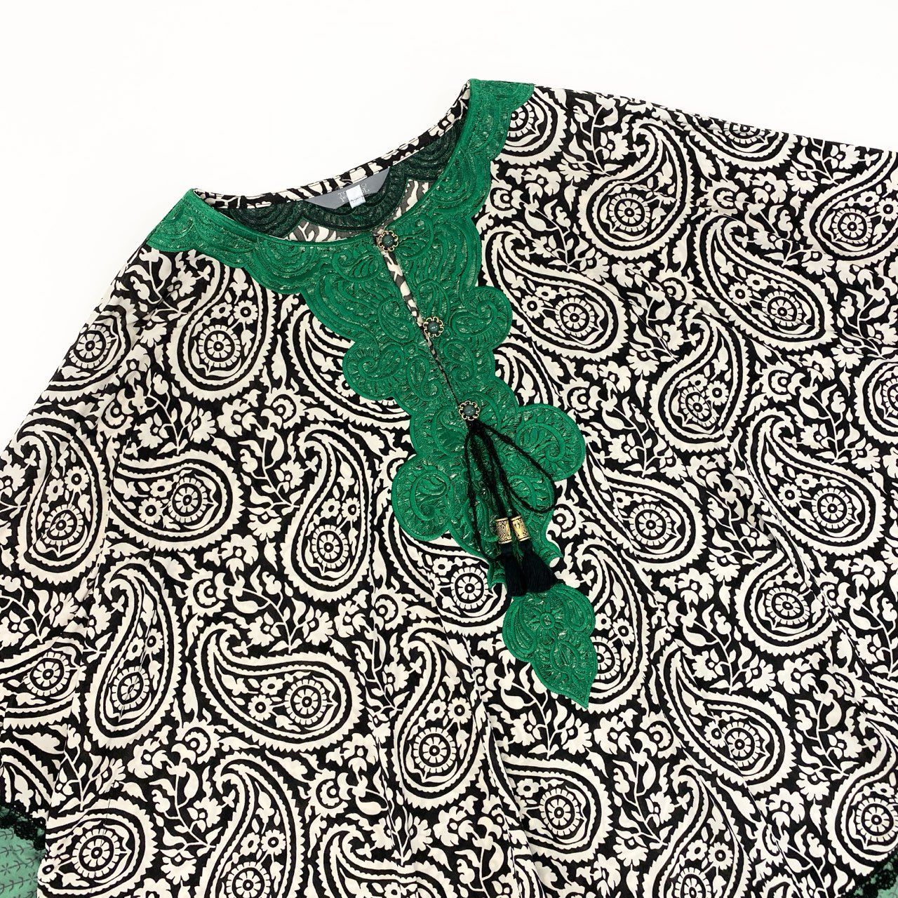 44k28 TOKUKO 1er VOL トクコプルミエヴォル ポンチョ 伸縮ストレッチ