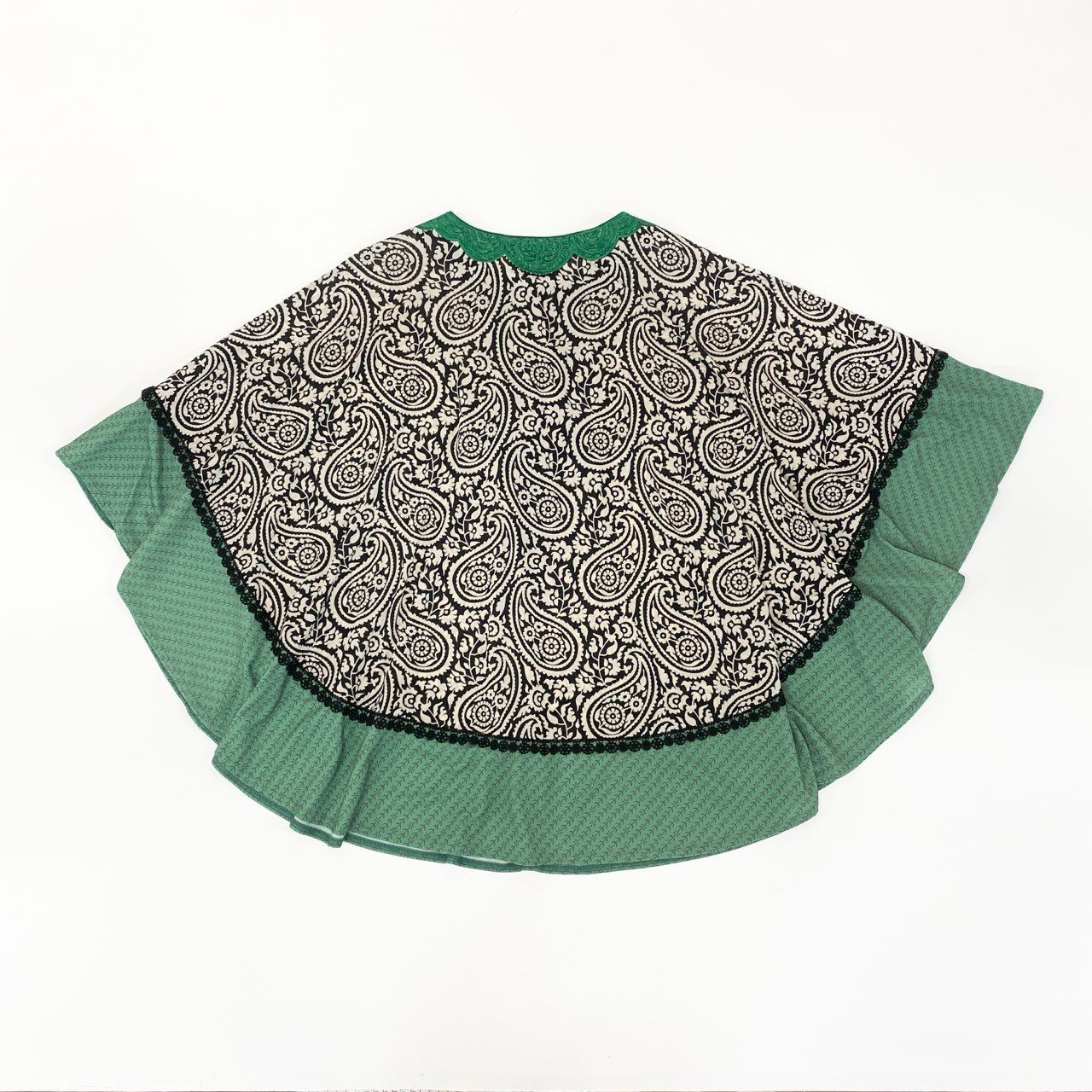 44k28 TOKUKO 1er VOL トクコプルミエヴォル ポンチョ 伸縮ストレッチ