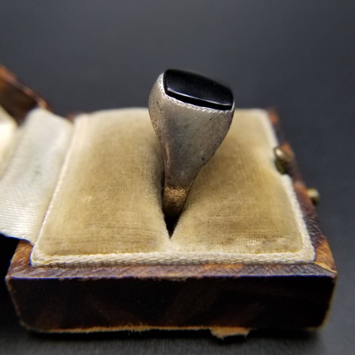 1979年 英国 ヴィンテージ オニキス インレイ 925 シルバー シグネット