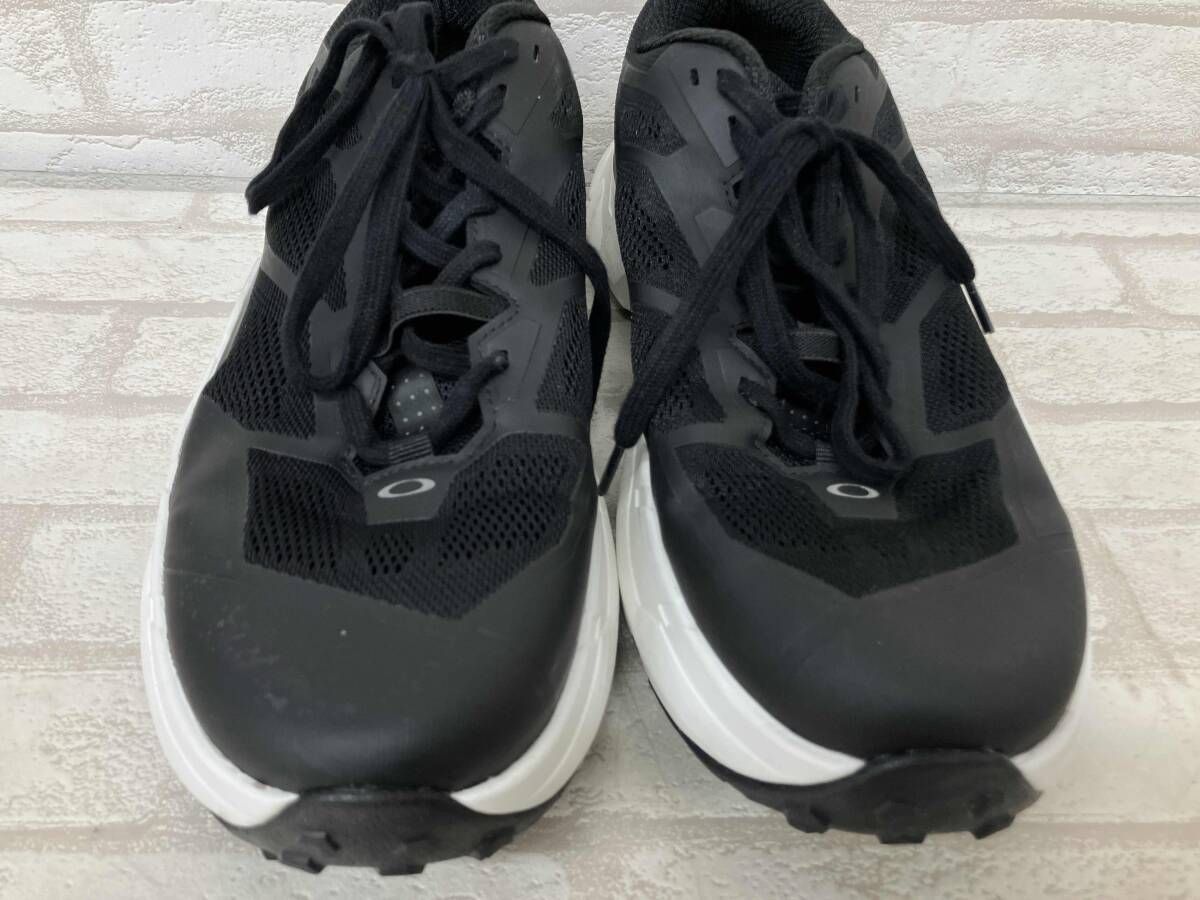オークリー スニーカー