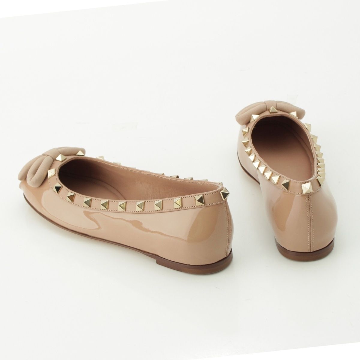 新品未使用 ヴァレンティノ パンプス ロックスタッズ ベージュ 本革 ヴァレンティノ VALENTINO ロックスタッズ パンプス 38 ベージュ系