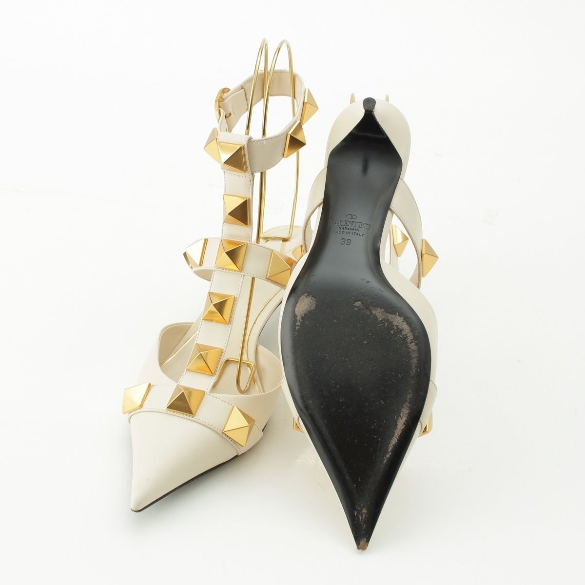 ヴァレンティノ レザー ロックスタッズ ストラップ パンプス ホワイト