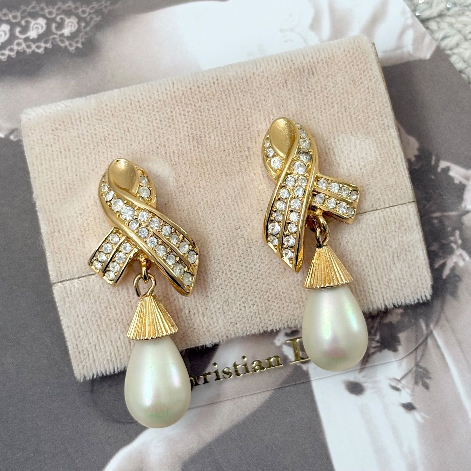 極美品】クリスチャンディオール ピアス イヤリング ドロップパール調