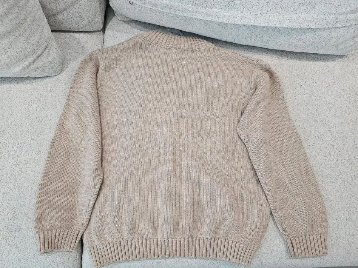 刺繍 カーディガン