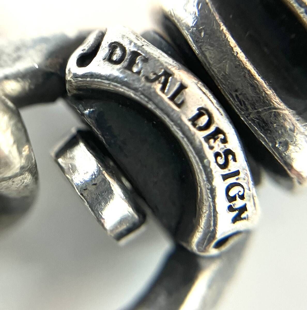 DEAL DESIGN