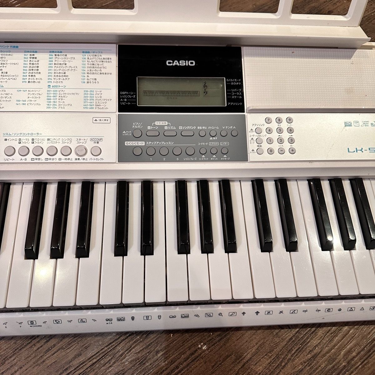 Casio LK-516 Keyboard キーボード カシオ 単三電池駆動 - メルカリ
