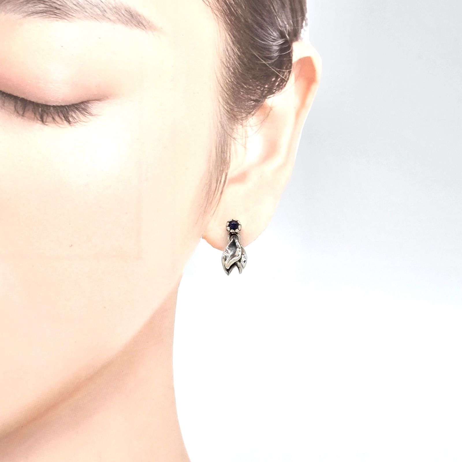 Bloody Mary ブラッディ マリー ベビー フィン ストーン ピアス