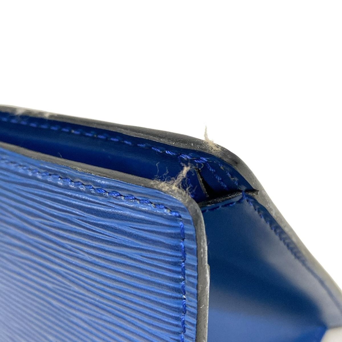 LOUIS VUITTON(ルイヴィトン) ハンドバッグ エピ サックトリアングル