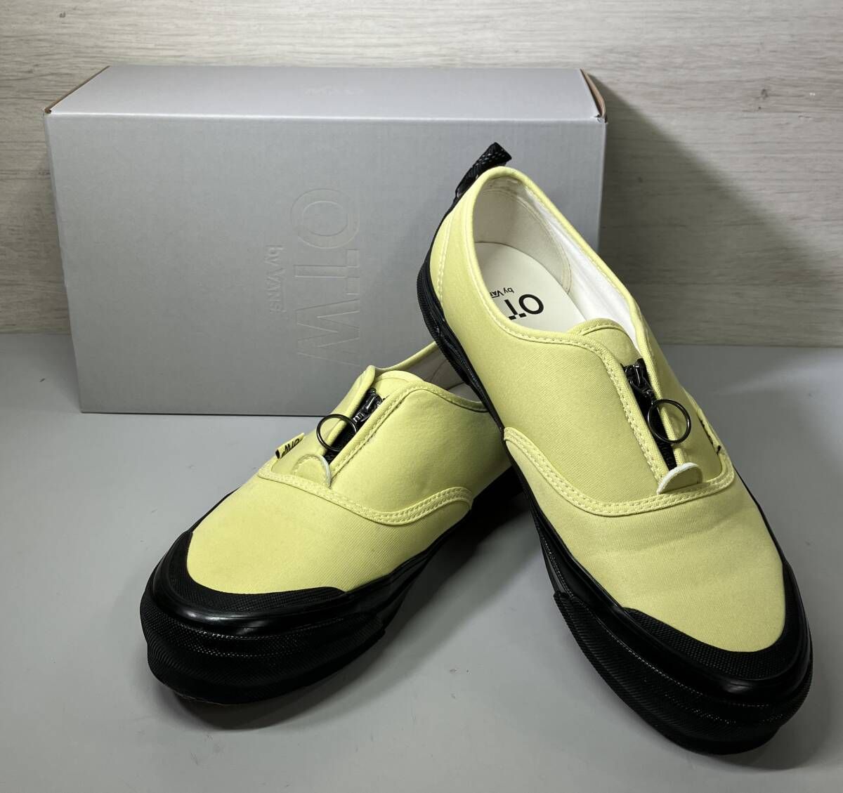 VANS/バンズ/スニーカー/otw authentic zip vibram/yellow/27cm - メルカリ