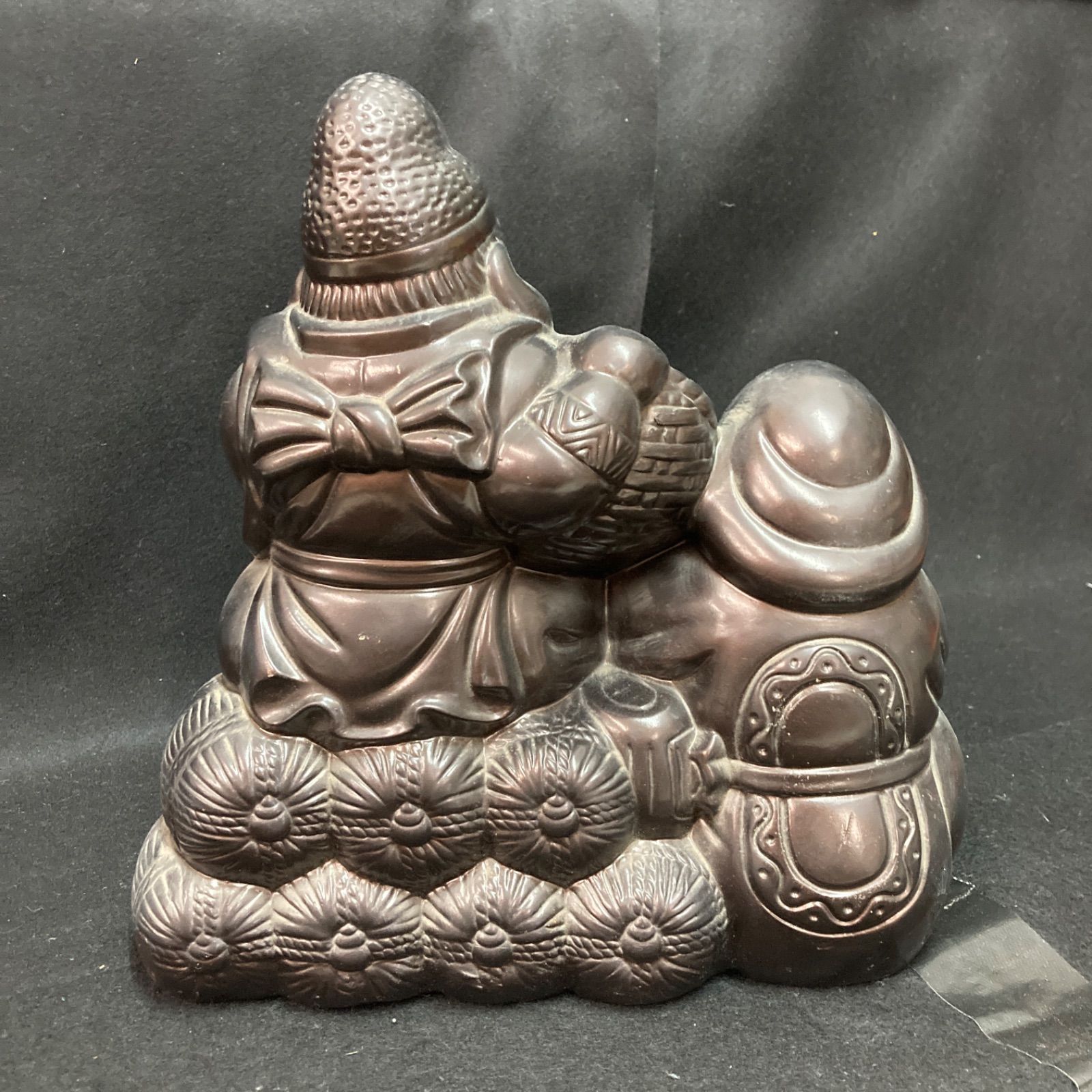 陶器 骨董品 大黒様と恵比寿様 黒色 陶器 置物 幸運と繁栄 - メルカリ