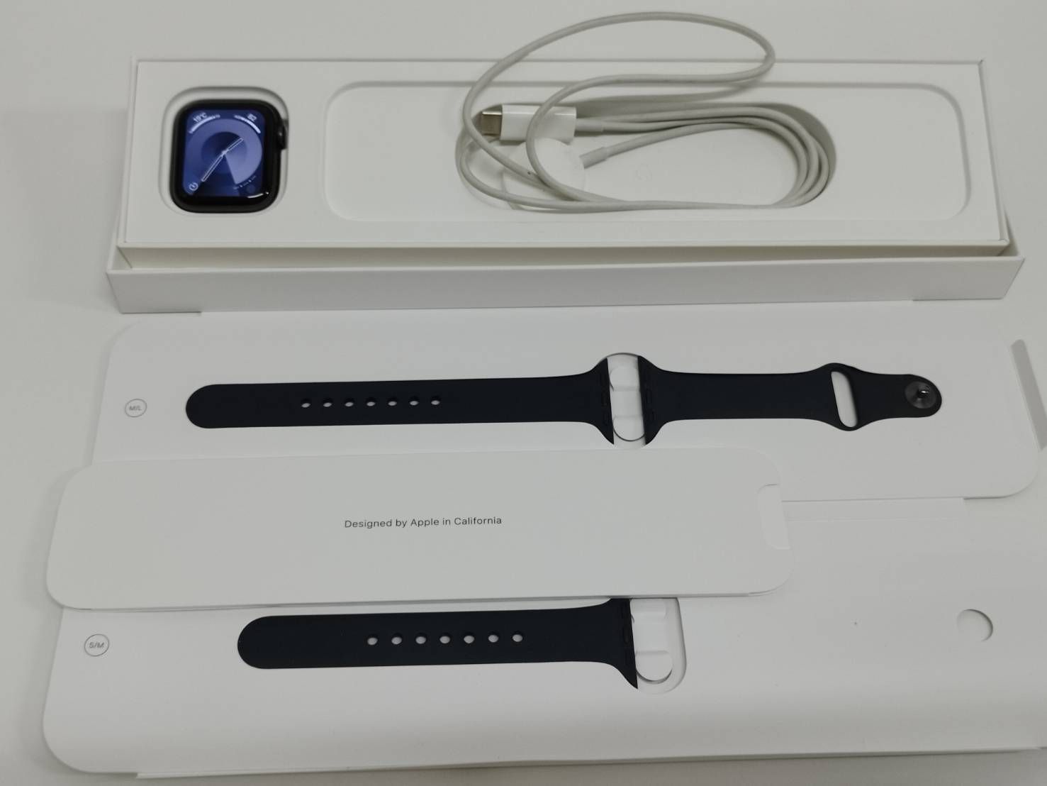 Apple Watch SE 第1世代|GPS|40 mm|A 2351|スペースグレー MKQ 13 J|A 4