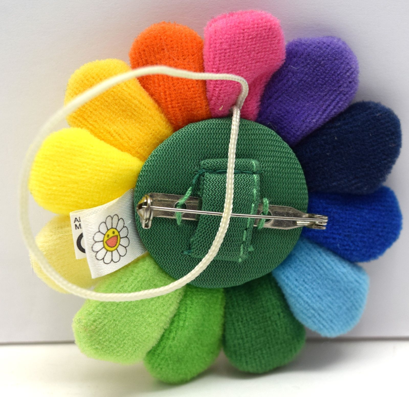 村上隆 Kaikai Kiki お花ぬいぐるみ レインボー - メルカリ