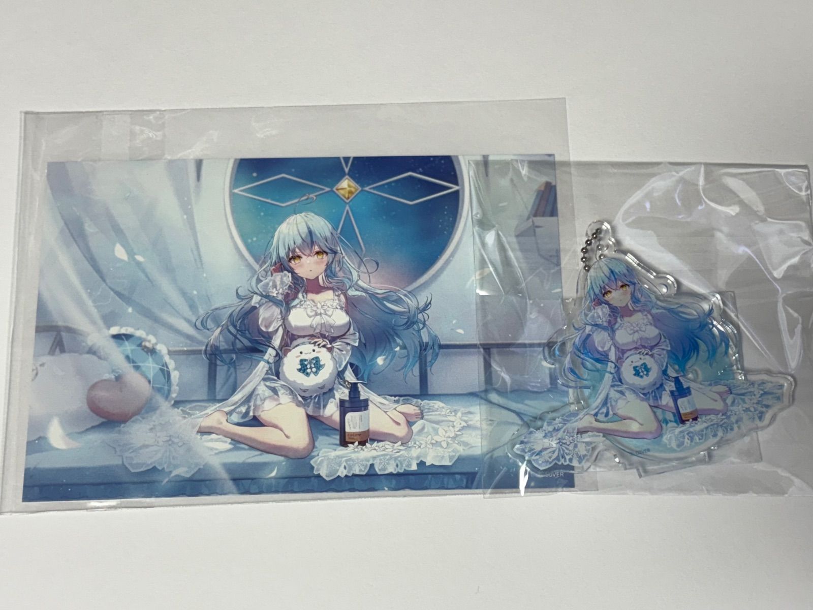 ホロライブ 雪花ラミィ cocone コラボ ポストカード アクリルスタンドキーホルダー